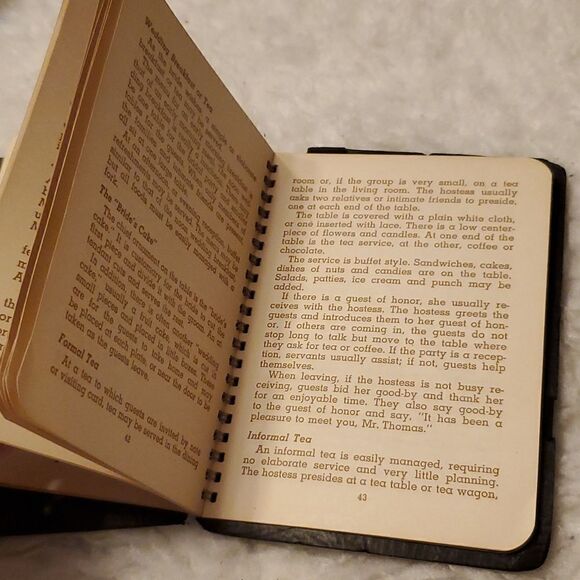 Etiquette, good manners for everyone. By Kathryn Heisenfelt. Copyright - Picture 7 of 10